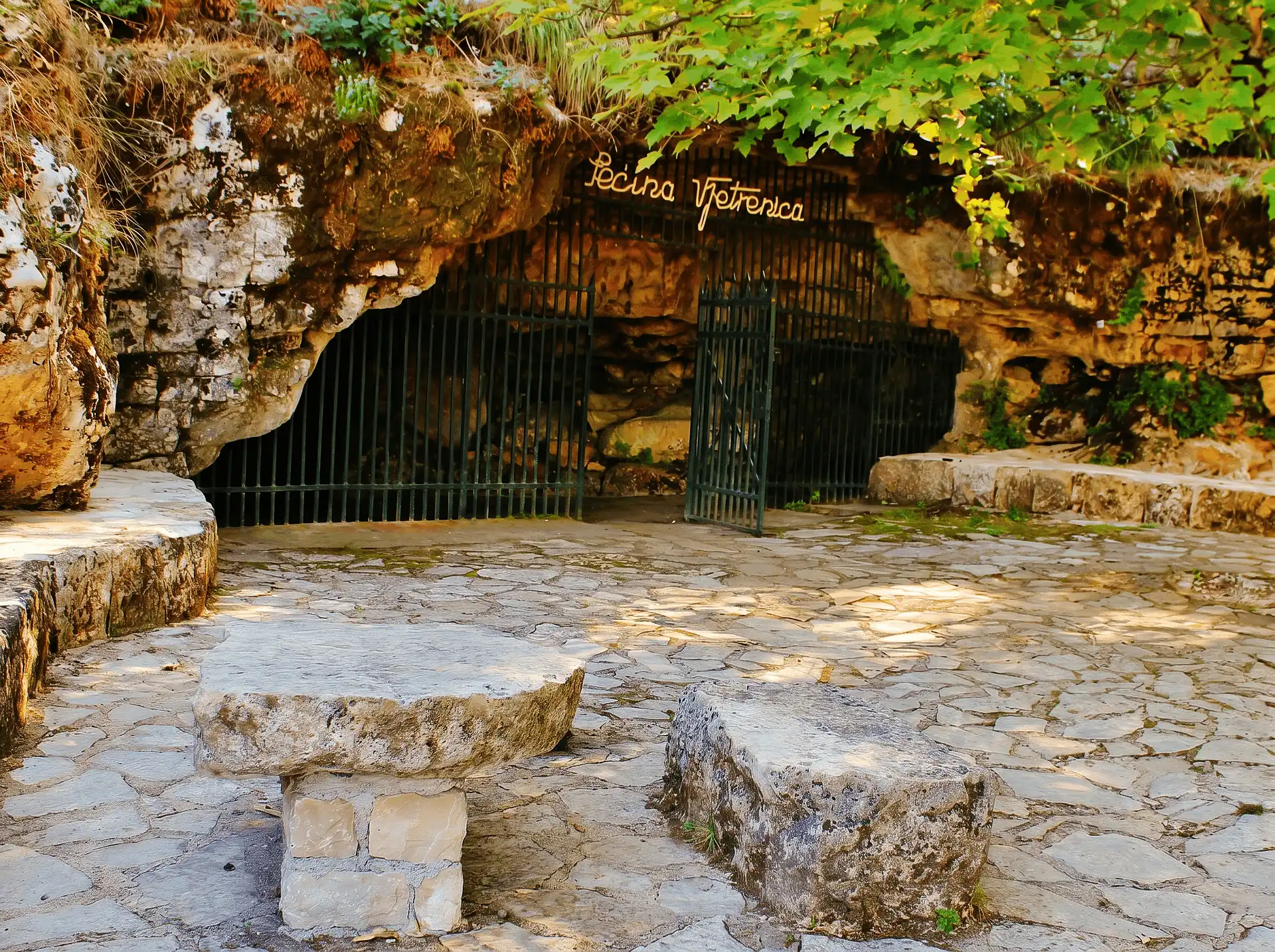 Pećina Vjetrenica Ravno Popovo Polje
