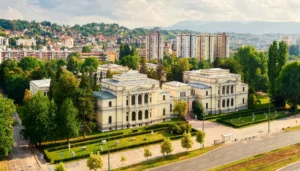 Panoramski prikaz kompleksa Zemaljskog muzeja u Sarajevu