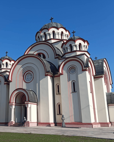 Hram Svetih apostola Petra i Pavla