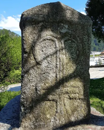 Stećci u Parku na Vardi