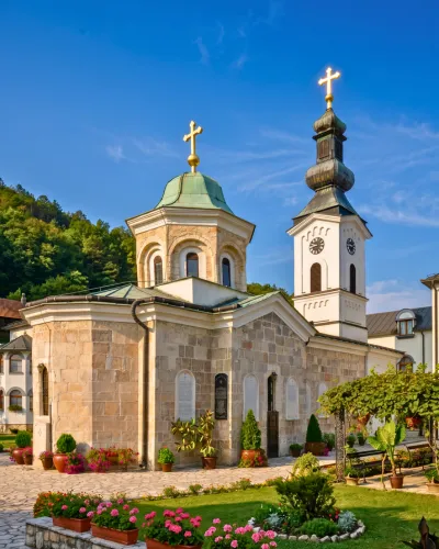 Tavna Monastery