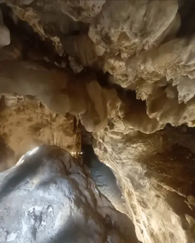 Špilja Borak – Podzmena atrakcija