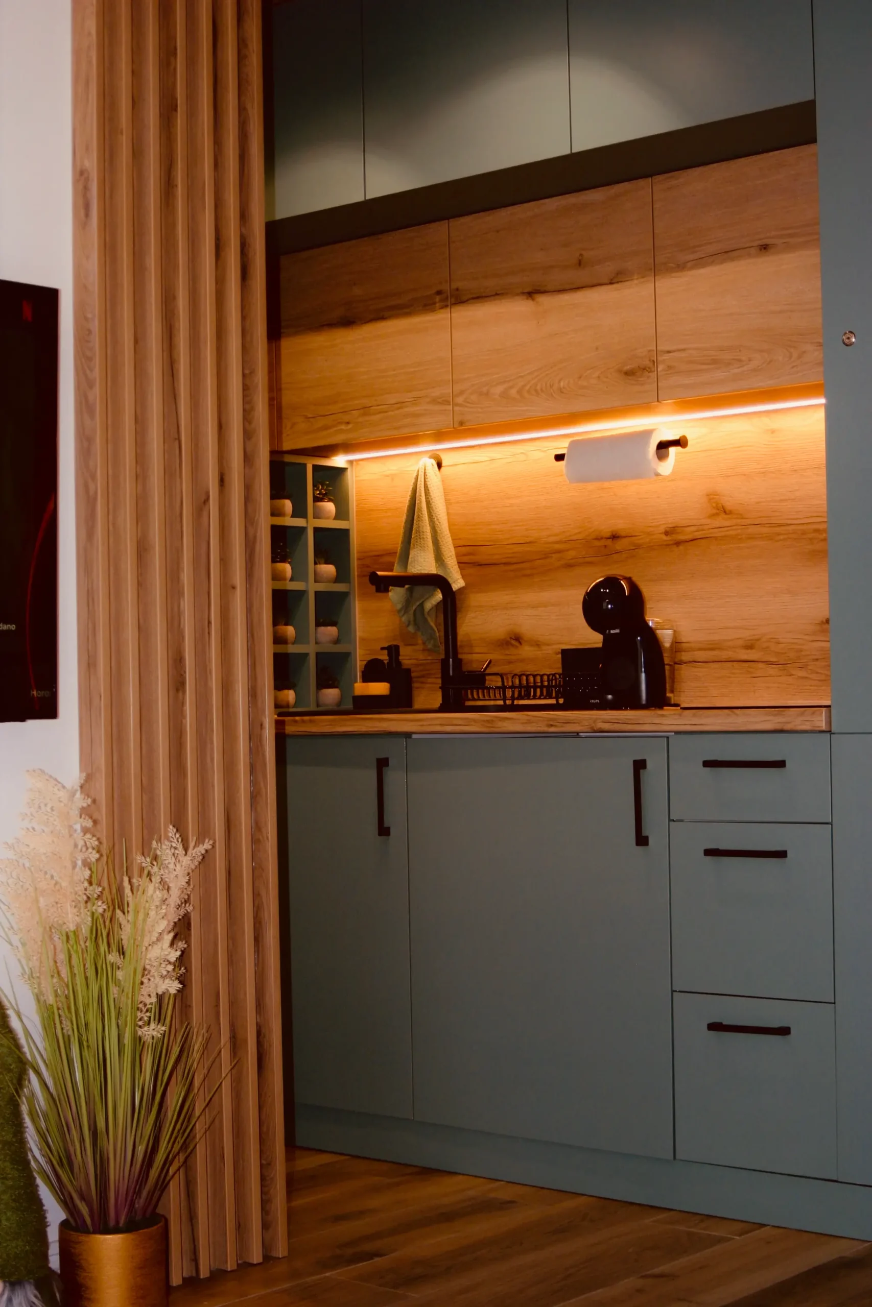 Potpuno opremljena kuhinja u studio apartmanu Jahorina Cozy Nook